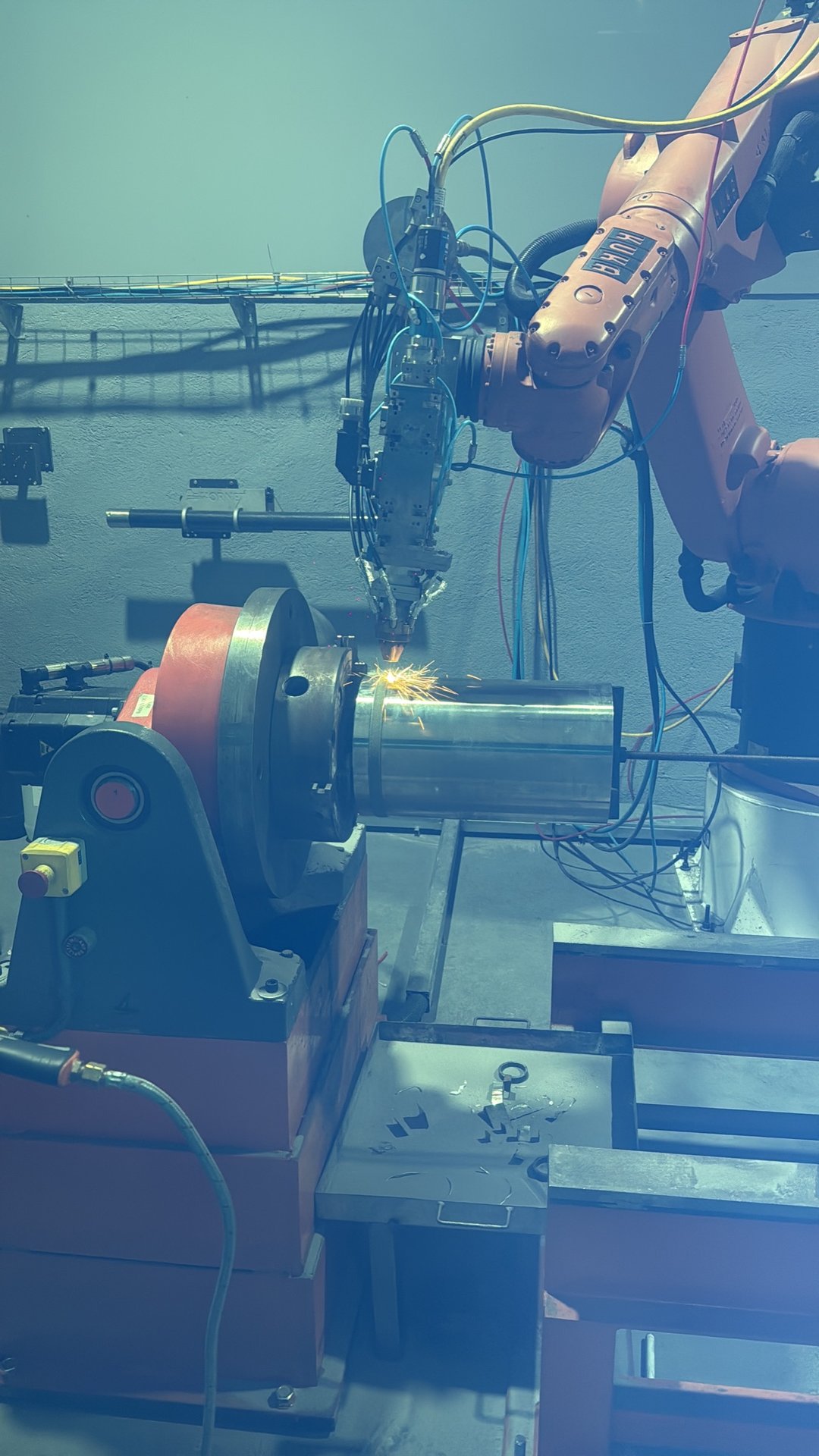Proceso robotizado de recargue láser
